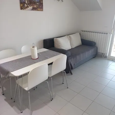 Berti Apartman Sveta Nedelja (Hvar)