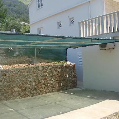 Apartament Berti Sveta Nedelja (Hvar)